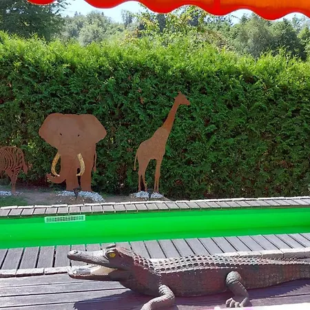 Haus Tsavo 펜션 *